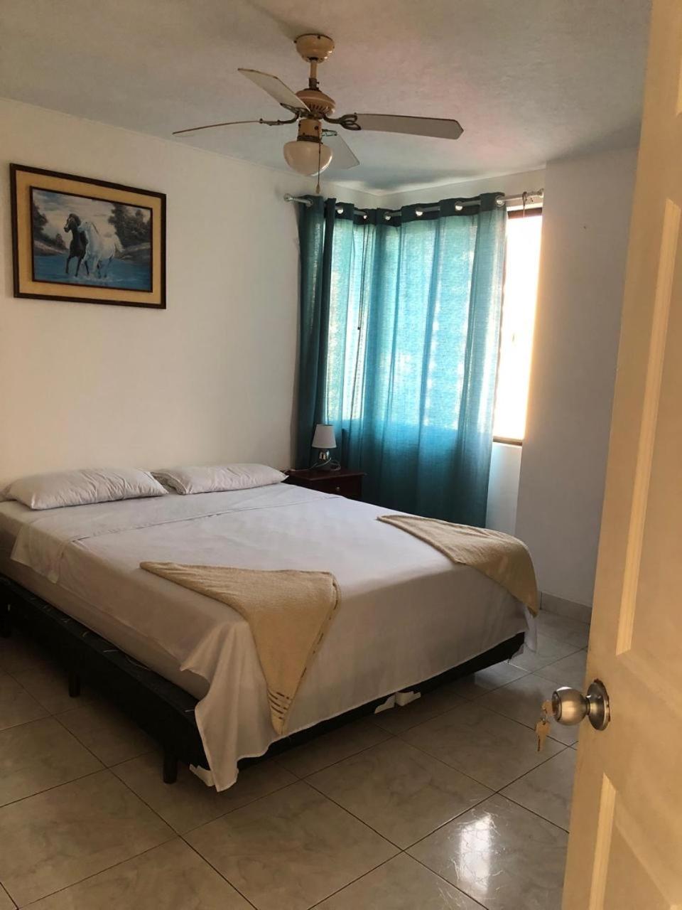 Departamento 4 12 Personas Vista Al Mar 8vo Piso Playa Almendro * Tonsupa