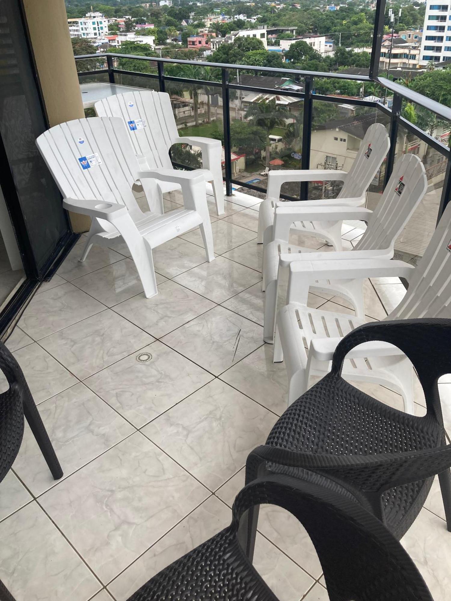 Departamento 4 12 Personas Vista Al Mar 8vo Piso Playa Almendro Tonsupa