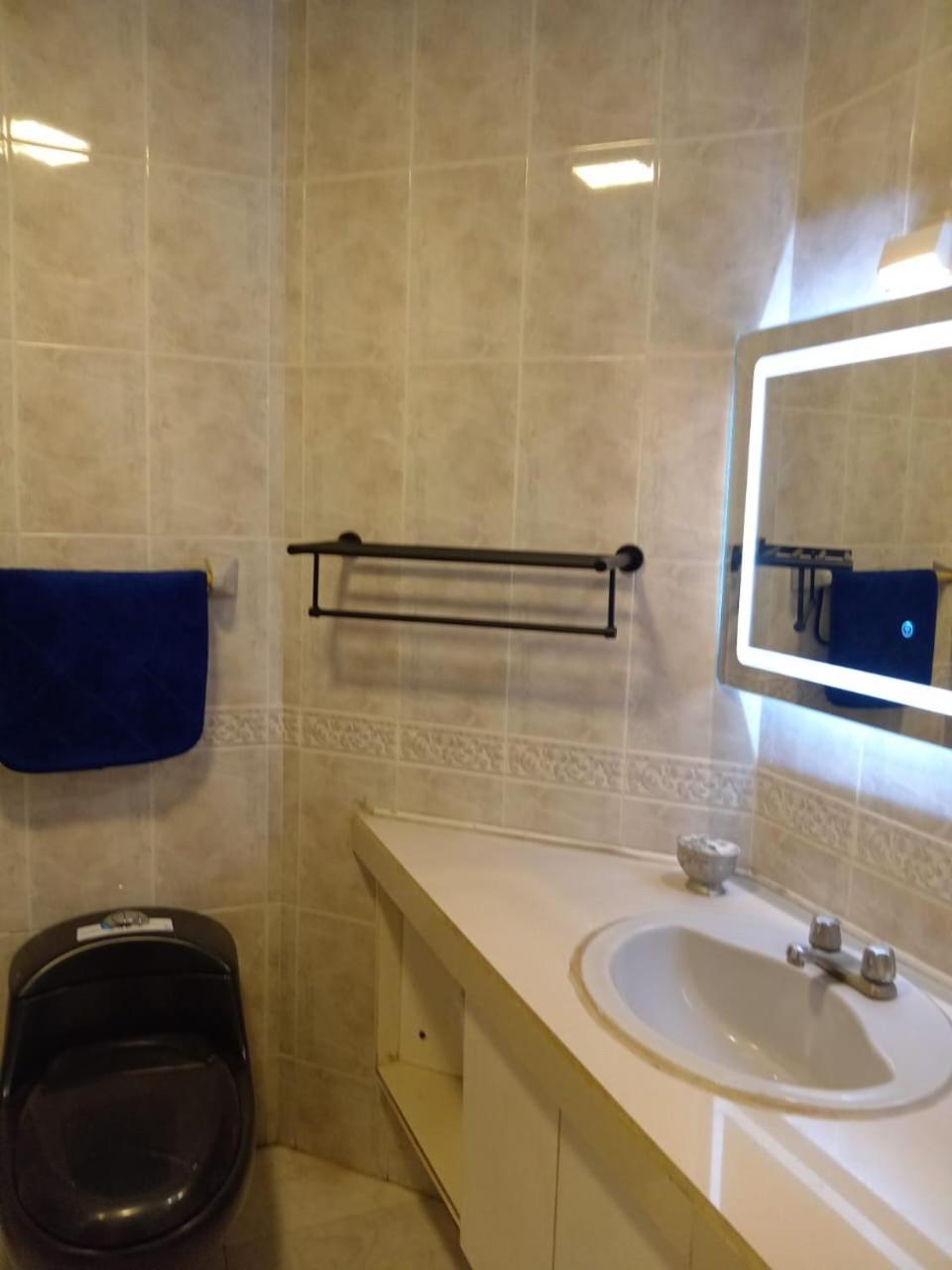 Departamento 4 12 Personas Vista Al Mar 8vo Piso Playa Almendro * Tonsupa